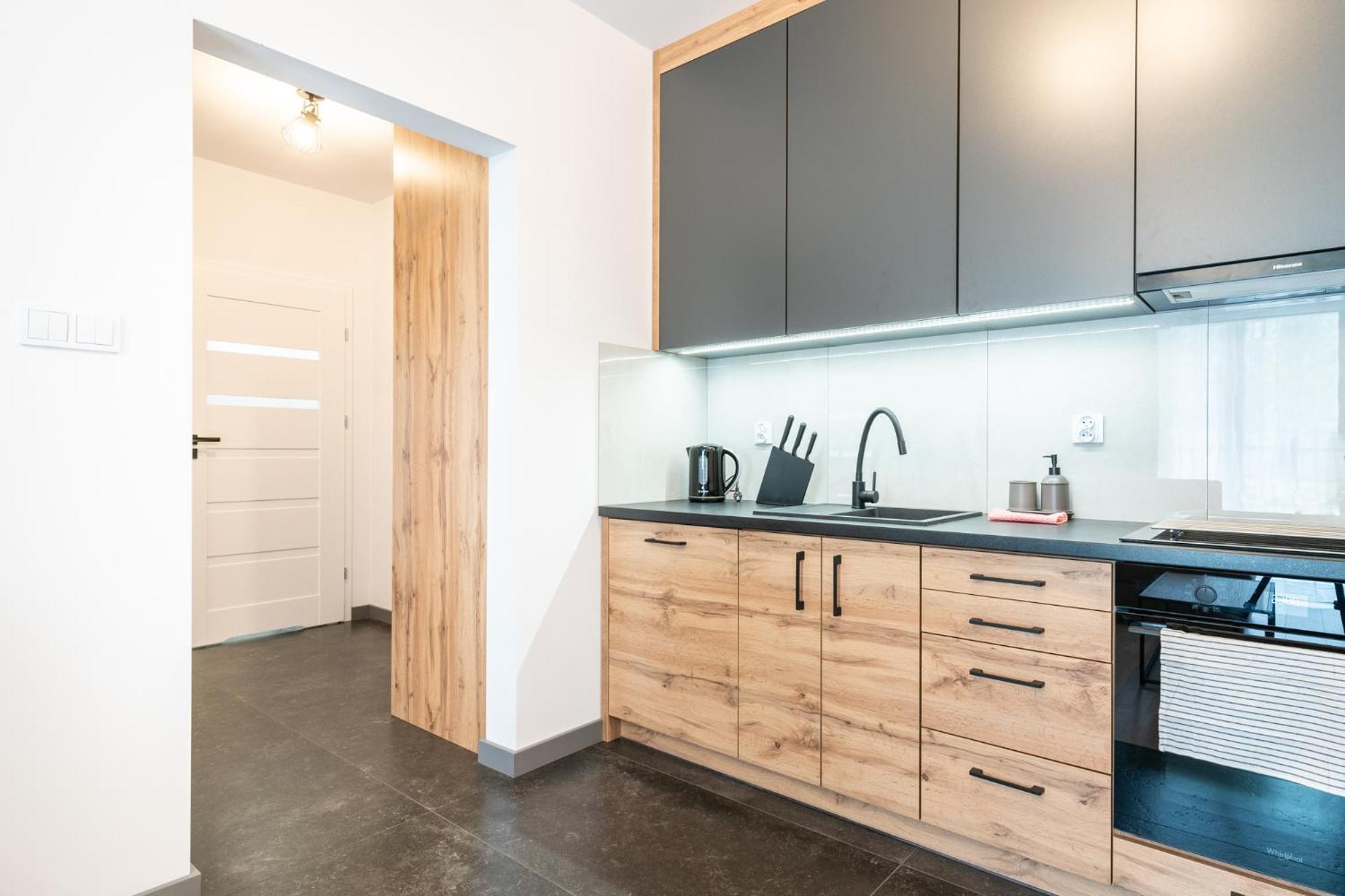 Raciborska 2-Bedroom Apartment Катовице Екстериор снимка