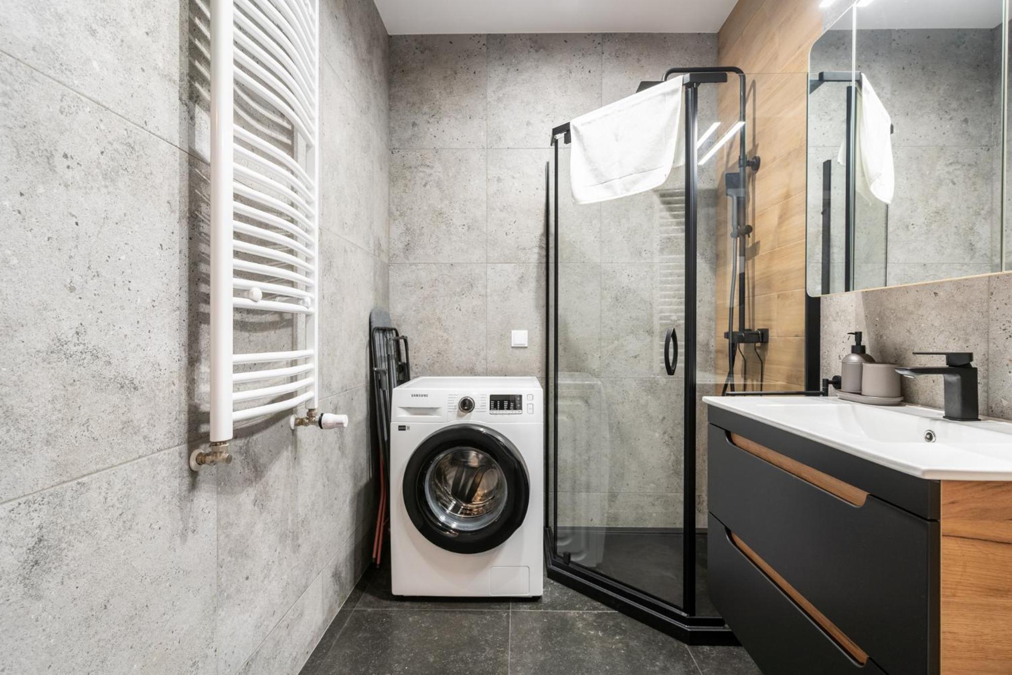 Raciborska 2-Bedroom Apartment Катовице Екстериор снимка