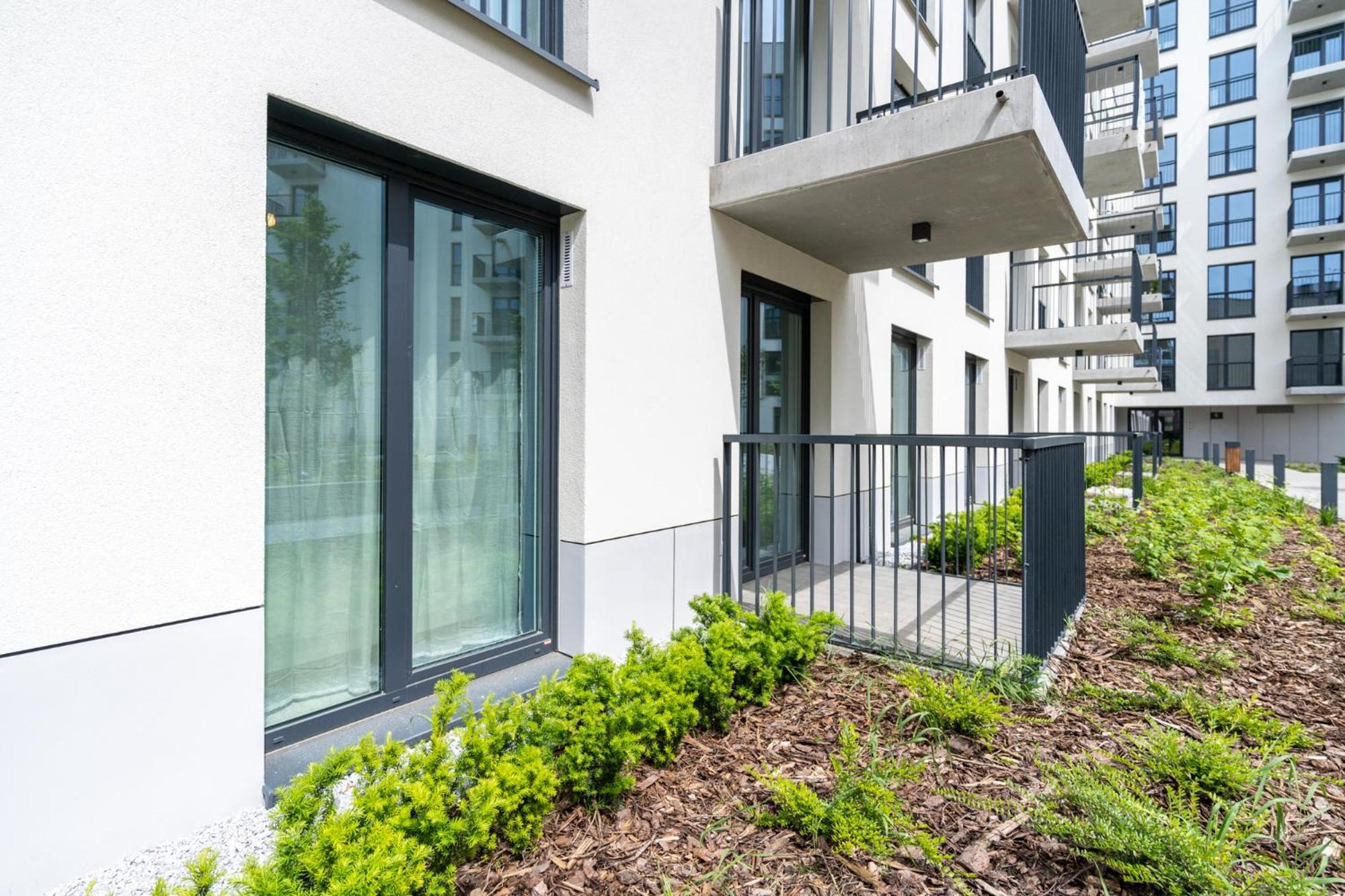 Raciborska 2-Bedroom Apartment Катовице Екстериор снимка